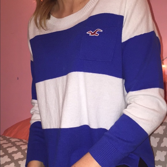 Hollister sweater top