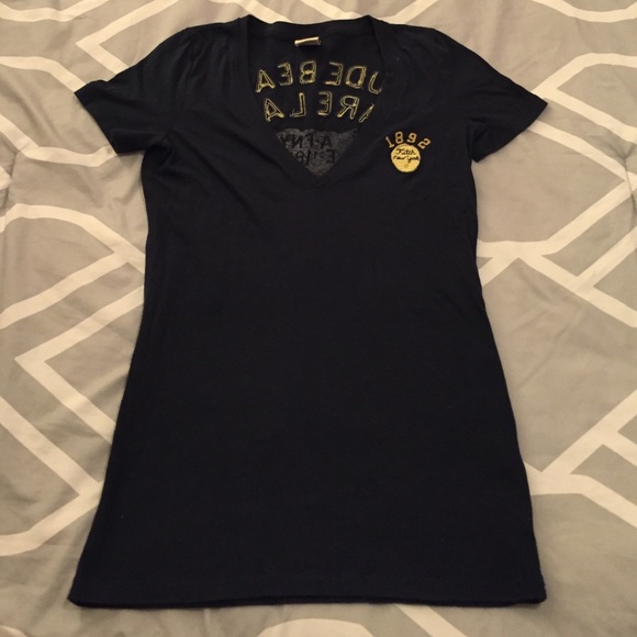 Abercrombie & Fitch V Neck Tee