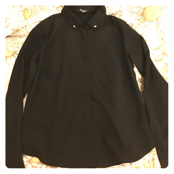 Forever 21 black button down