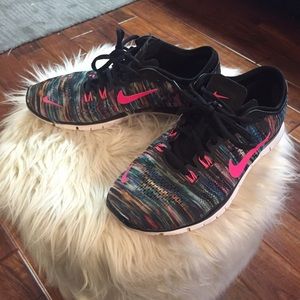 Multi colored Nike Free Tr Fit 4