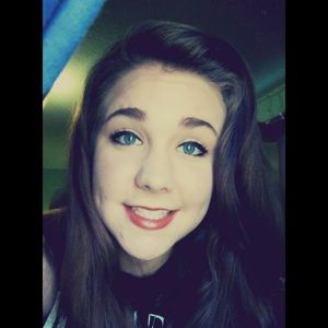 Meet your Posher, Ariel