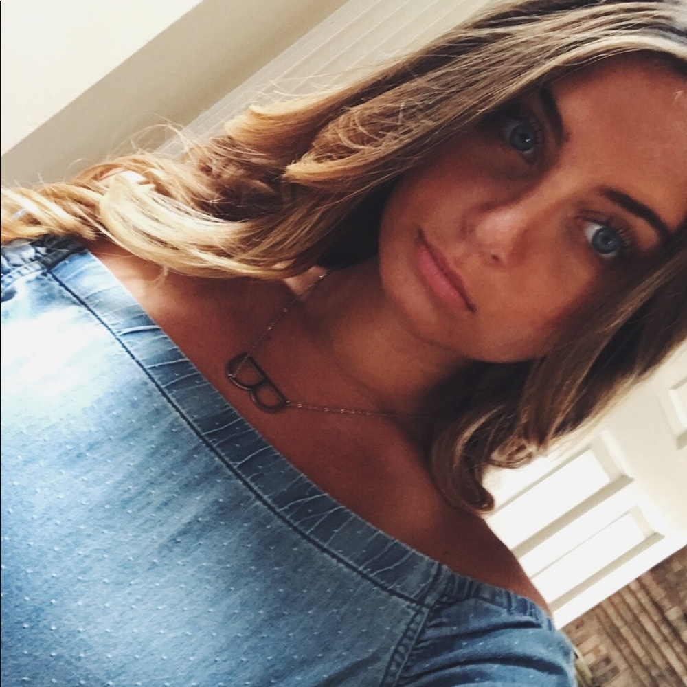 Meet your Posher, Brittany