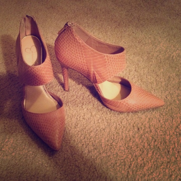 Salmon colored heels