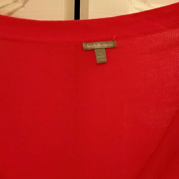 Fuchsia colored, button-up cardigan - Picture 2 of 4