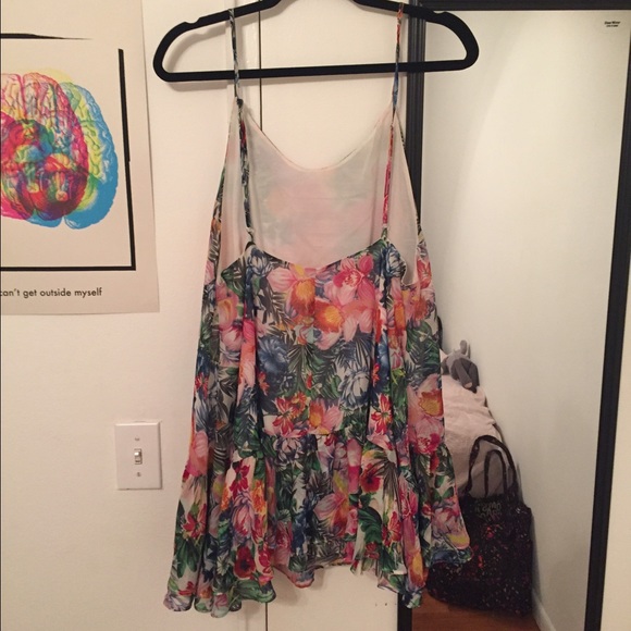 LF Springtime Dress - Picture 2 of 4