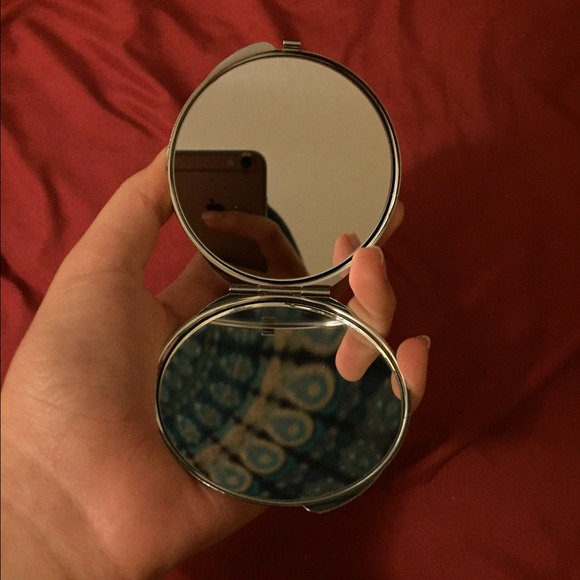 On the go Mirror - Picture 2 of 2