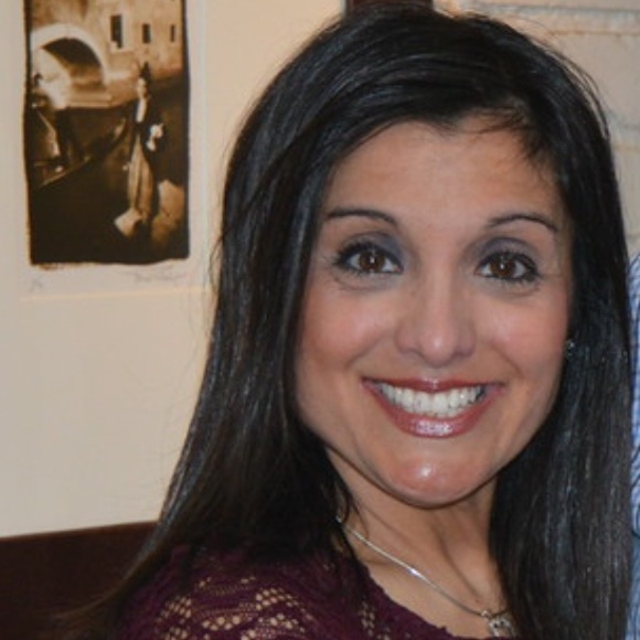 Meet your Posher, Michelle - Picture 2 of 2