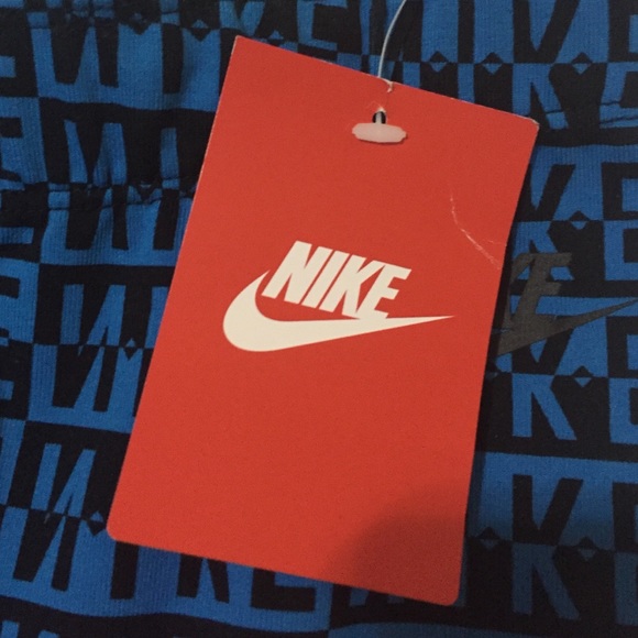 ❤️SOLD❤️NWT nike leggings - Picture 2 of 4