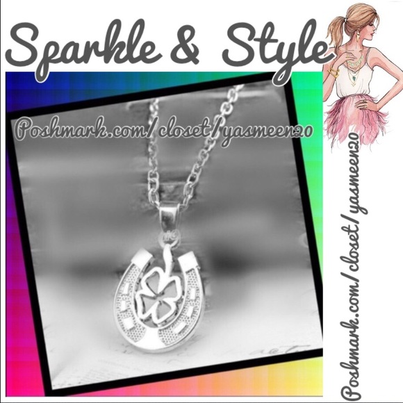 Jewelry - 🍀Lucky horseshoe necklace
