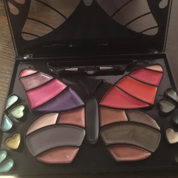 Cream eyeshadow - Picture 2 of 2