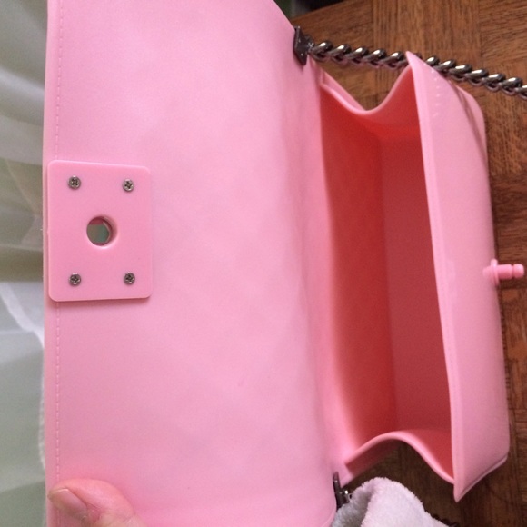 🌸🌸Baby pink silicone jelly medium purse🌸🌸 - Picture 3 of 4