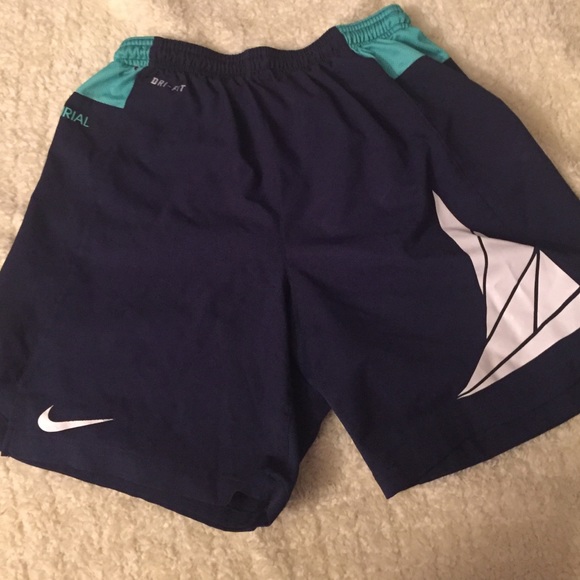 DRI-FIT NIKE SHORTS - Picture 2 of 3