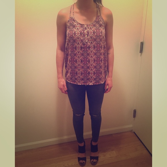 NEW W TAGS! HIPPIE ROSE SHIRT FROM BLOOMINGDALES!