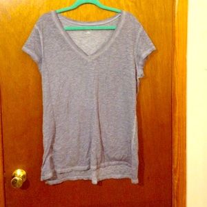 V-neck tee's bundle 💜💙❤️