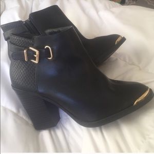 Black Rock & Republic boots!