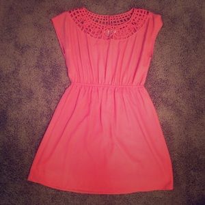 FOREVER21 coral dress w/ lattice accent crew neck