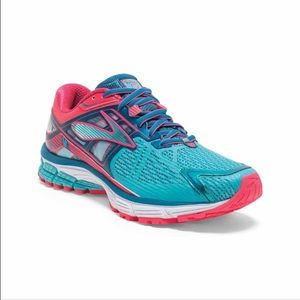 Brooks Ravenna R pink blue running sneakers