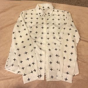 White cross shirt💕