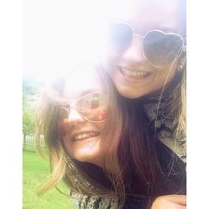 Meet your Posher, Taylor