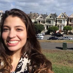 Meet your Posher, Laura