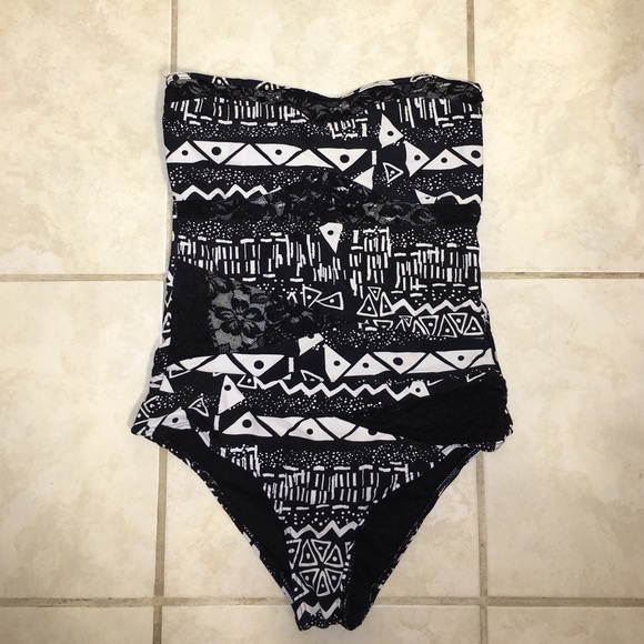 🌴 STRAPLESS MONO-KiNi 🌴