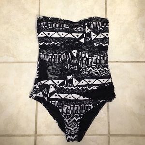 🌴 STRAPLESS MONO-KiNi 🌴