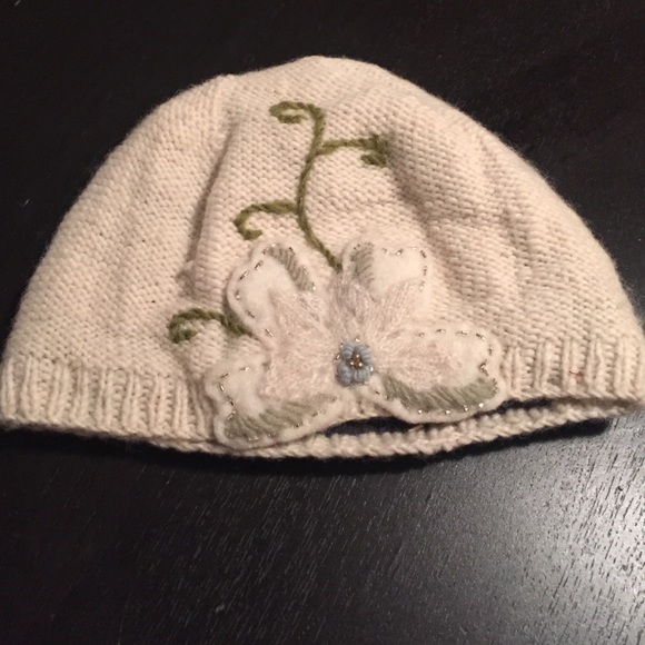 French knot hat