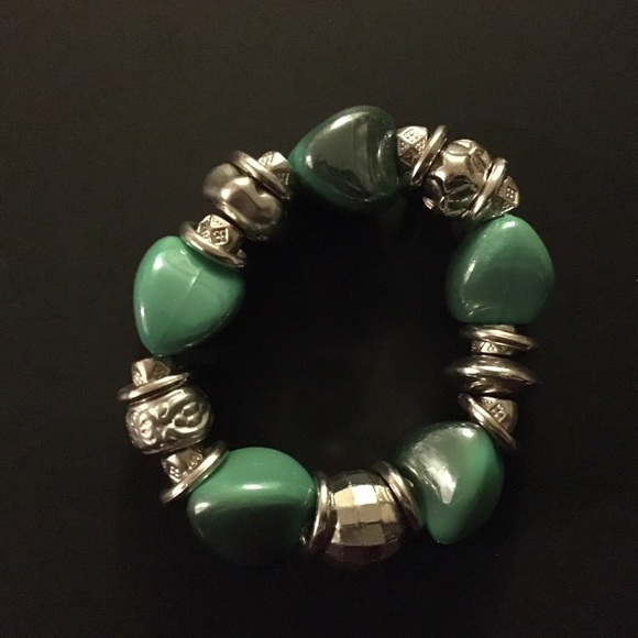 Green and silver bangle - Picture 1 of 2