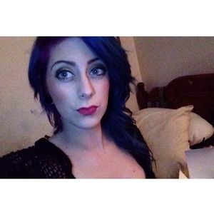 Meet your Posher, Alexis