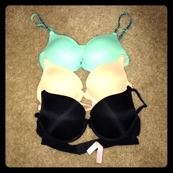 PINK Victoria's Secret bras