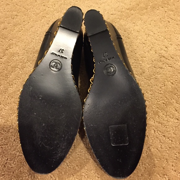 Chanel heels - Picture 2 of 3