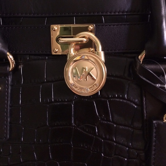 Michael Kors Hamilton Frame Out Black Bag - Picture 3 of 4