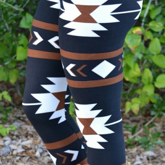 • Chocolate Aztec Leggings • - Picture 2 of 2