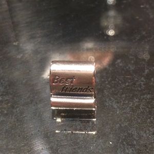 Authentic pandora "Best Friends" charm