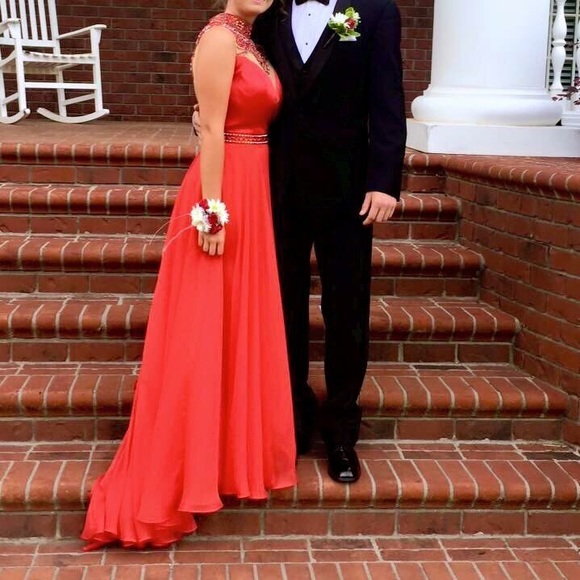 Sherri Hill prom dress