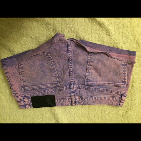 London bridge purple shorts - Picture 3 of 4