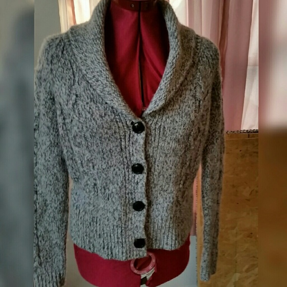 Wool cardi