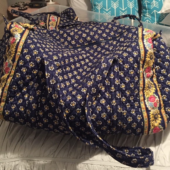 Vera Bradley large Duffle