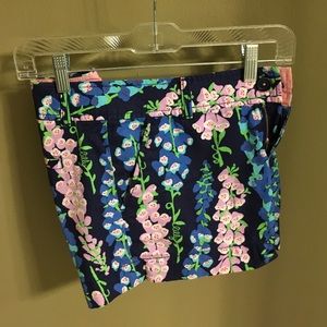 Size 2 Lilly Pulitzer Callahan shorts