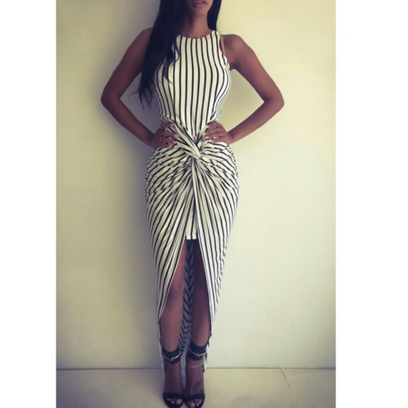 Dresses & Skirts - 🎈Sale🎈 Pinstripe Dress