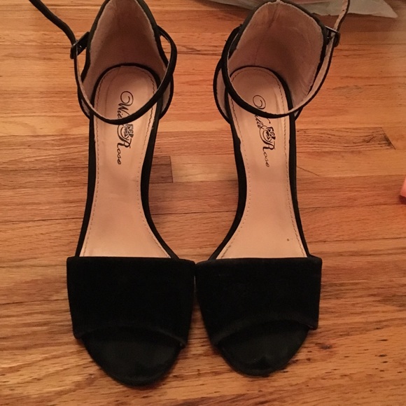 Black strappy suede heels