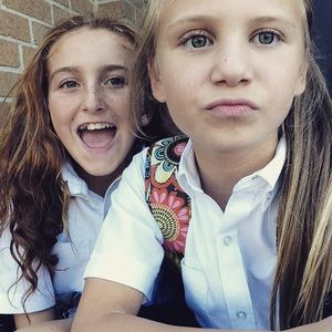 Meet your Posher, Mia