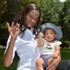 Meet your Posher, Hope