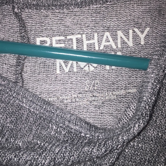 sweater - Picture 2 of 2