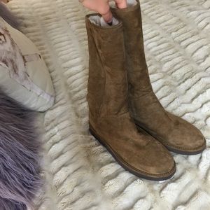 *FLASH SALE* UGGS