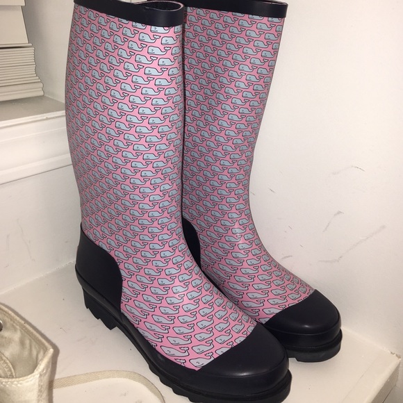 4 pairs of shoes in a package tap and scroll - Picture 1 of 4