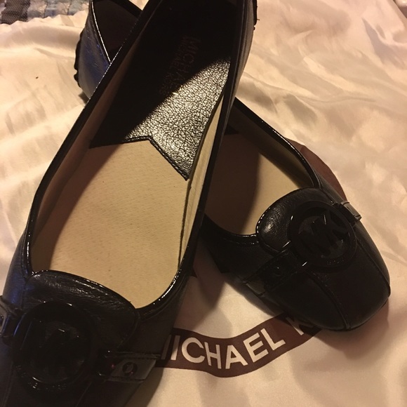 Michael Kors flats