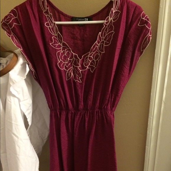 Cute summery flower dress/now in back/short