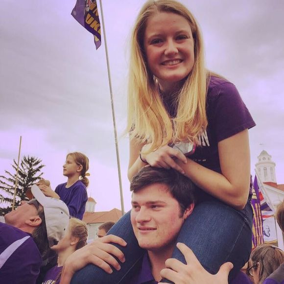 Meet your Posher, Ashley