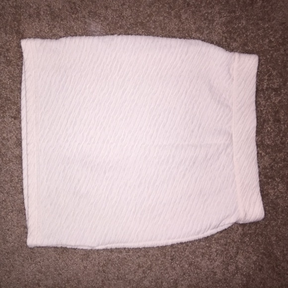Cream/white textured tube skirt